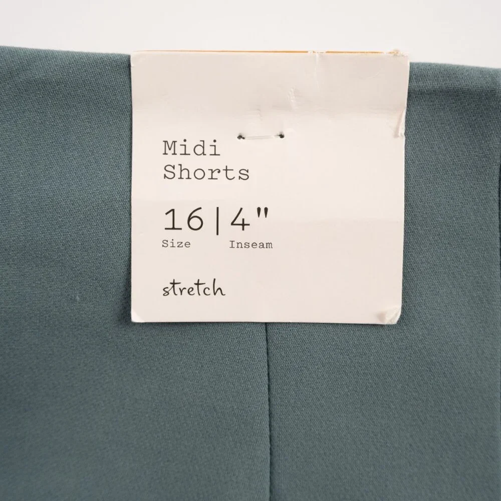 NEW A NEW DAY Turquoise Stretch Midi Shorts high rise size 16